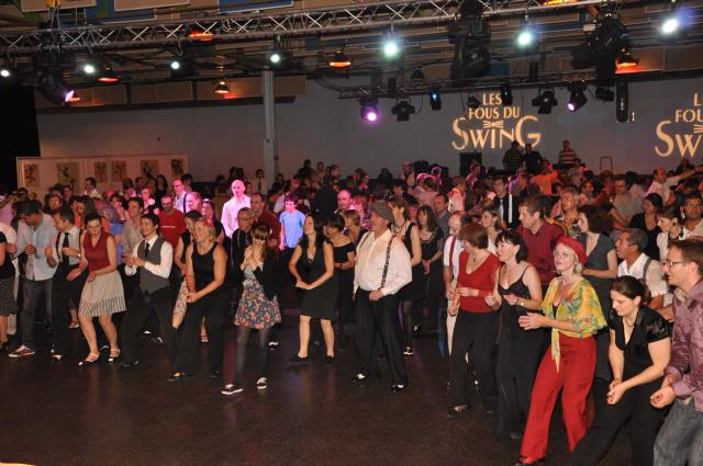 min 2010 11 13 fous swing 194